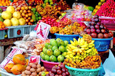 Candikuning Fruit Market