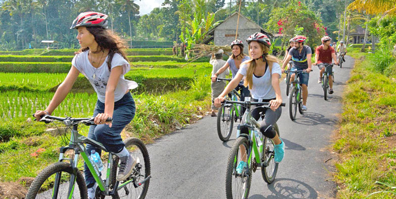 Bali Cycling and Tanah Lot Tour