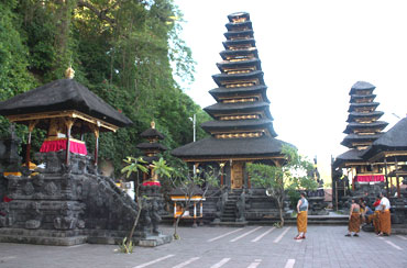 Goa Lawah Temple