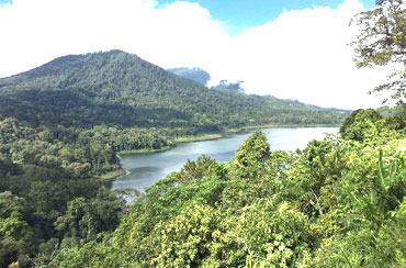 Lake Tamblingan and Lake Buyan