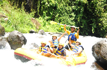 Bali Rafting and Tanah Lot Tour